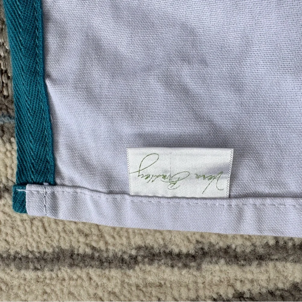 Vera Bradley‎ Embroidered Hummingbird Damask Kitchen Dish Towel 100% Cotton